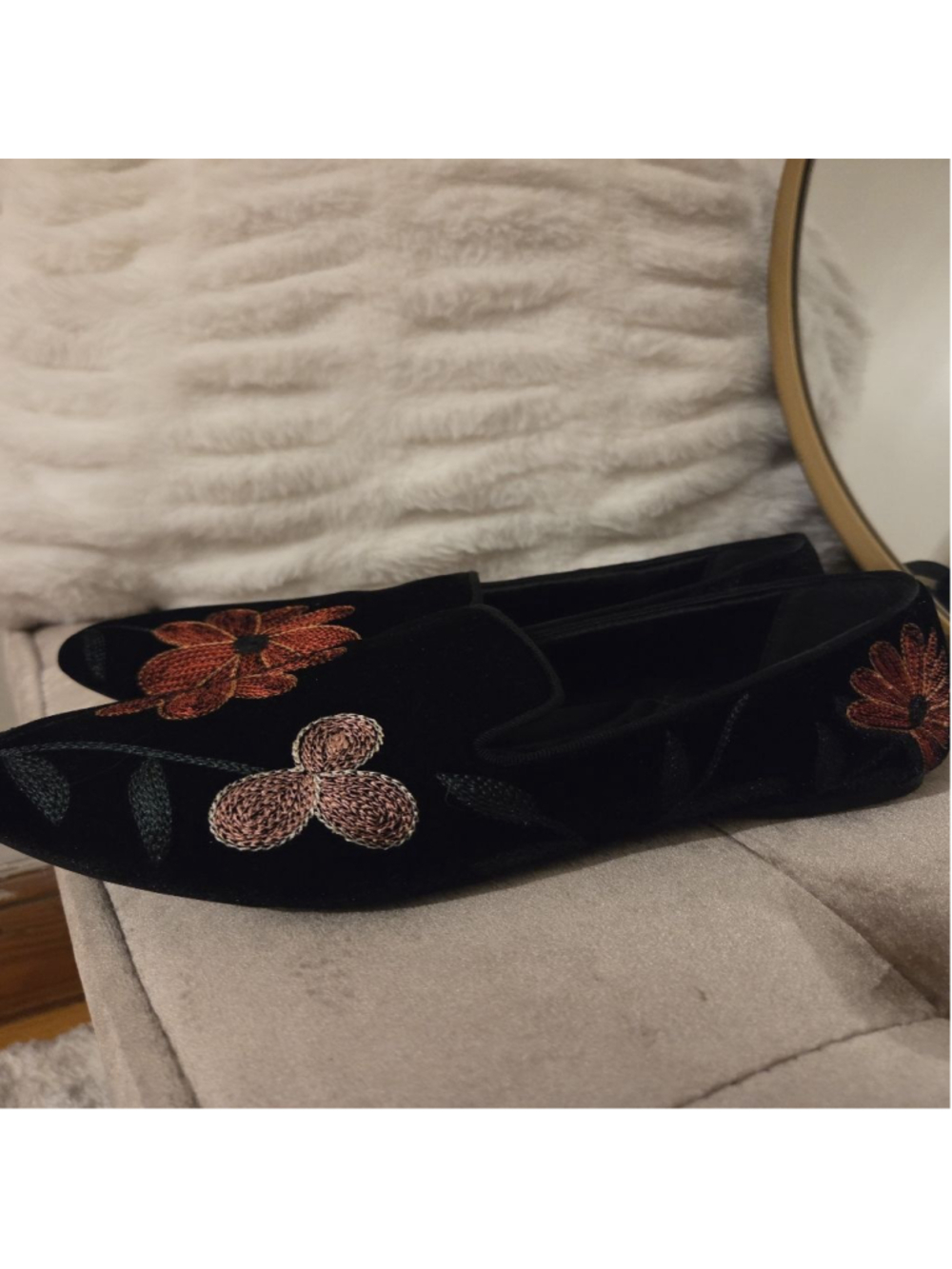 Women's Birdies Black Velvet Floral Embroidered Loafers Size 8 - Picture 3 of 14